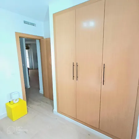 Prendisole Con Piscina Y Terraza Дения