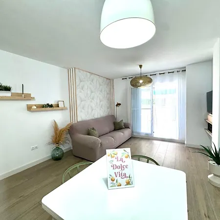 Apartment Prendisole Con Piscina Y Terraza
